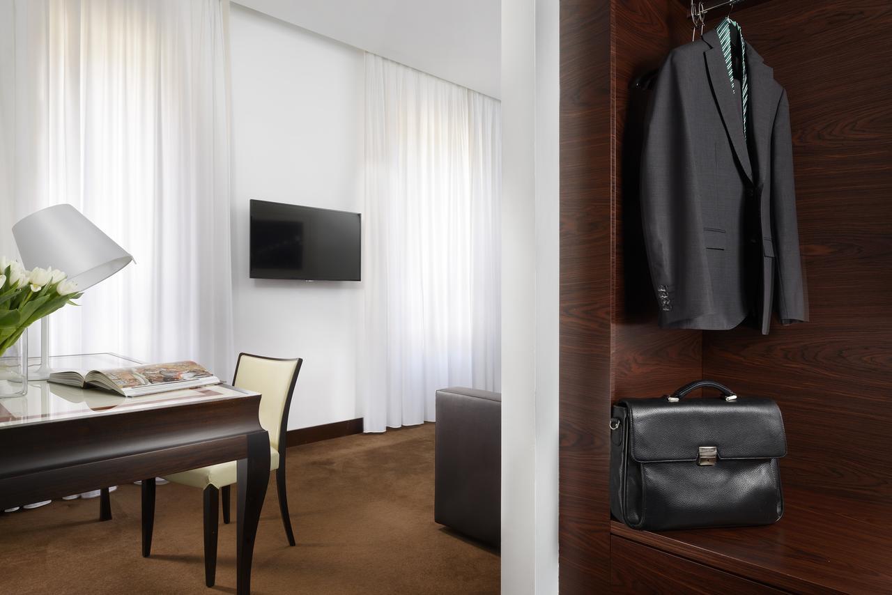Milano Castello Luxury Apartment מראה חיצוני תמונה